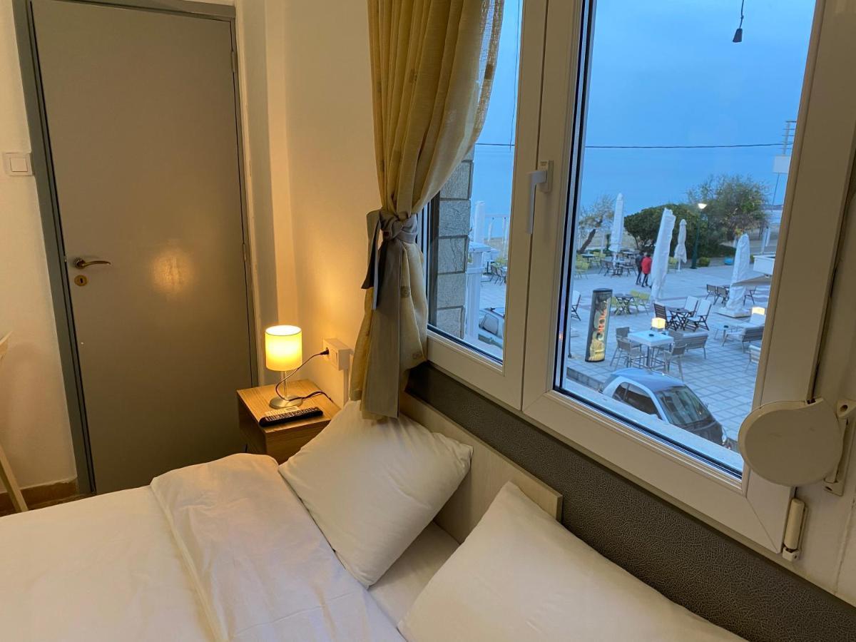 Sunset View Rooms Agia Triada  Eksteriør billede