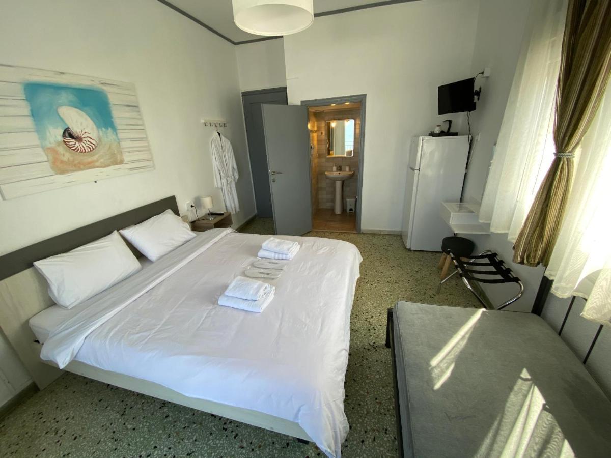 Sunset View Rooms Agia Triada  Eksteriør billede